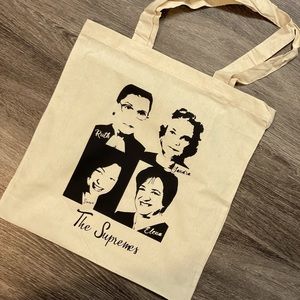 Supreme Court justice tote